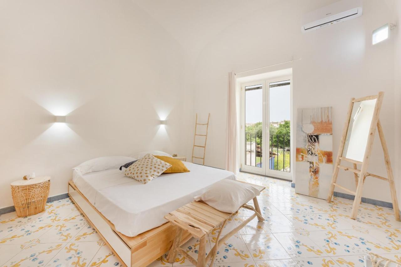 Aparthotel Il Poeta Procida Exterior foto
