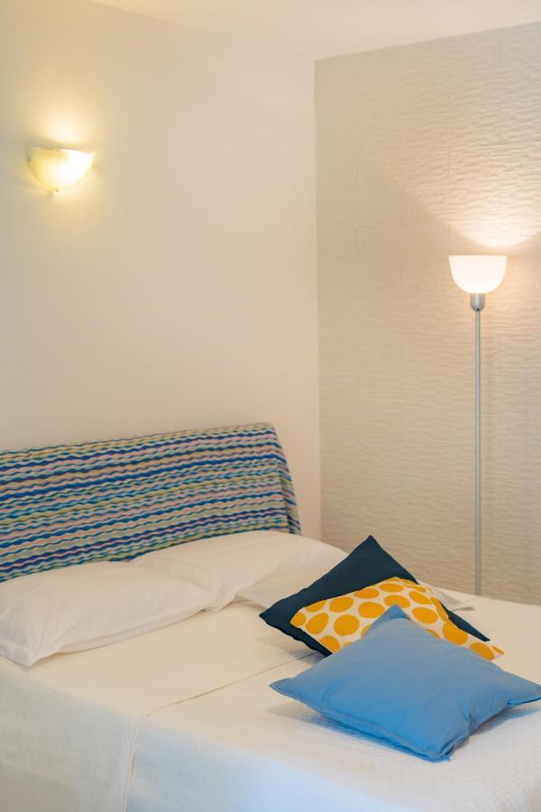 Aparthotel Il Poeta Procida Exterior foto