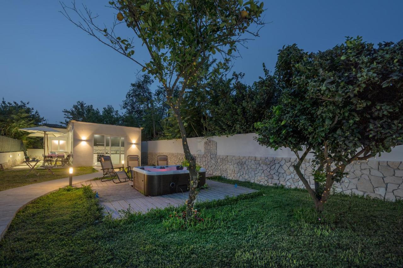 Aparthotel Il Poeta Procida Exterior foto